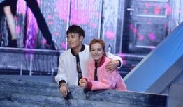 郑凯爆料大学往事视频,揭秘明星校园生活点滴